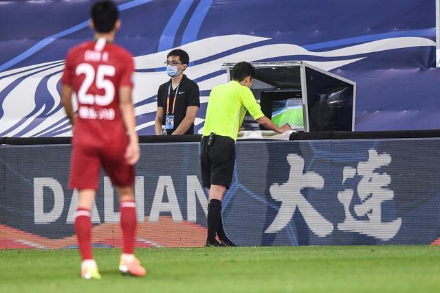 斯特鲁斯逆天绝杀骑士胜独行侠 魔术大胜篮网